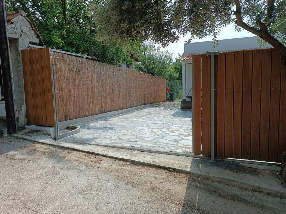 Μοντέρνα Εξοχική Μονοκατοικία Με Ιδιωτική Πισίνα! Khalkoutsion Екстер'єр фото